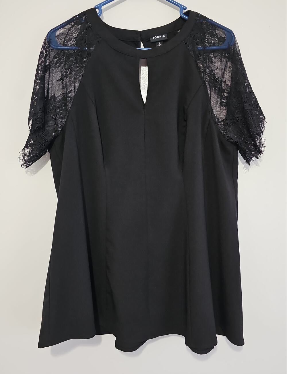 Torrid Peplum Key Hole Blouse Lace Short Sleeve Womens 1X Black Whimsygoth